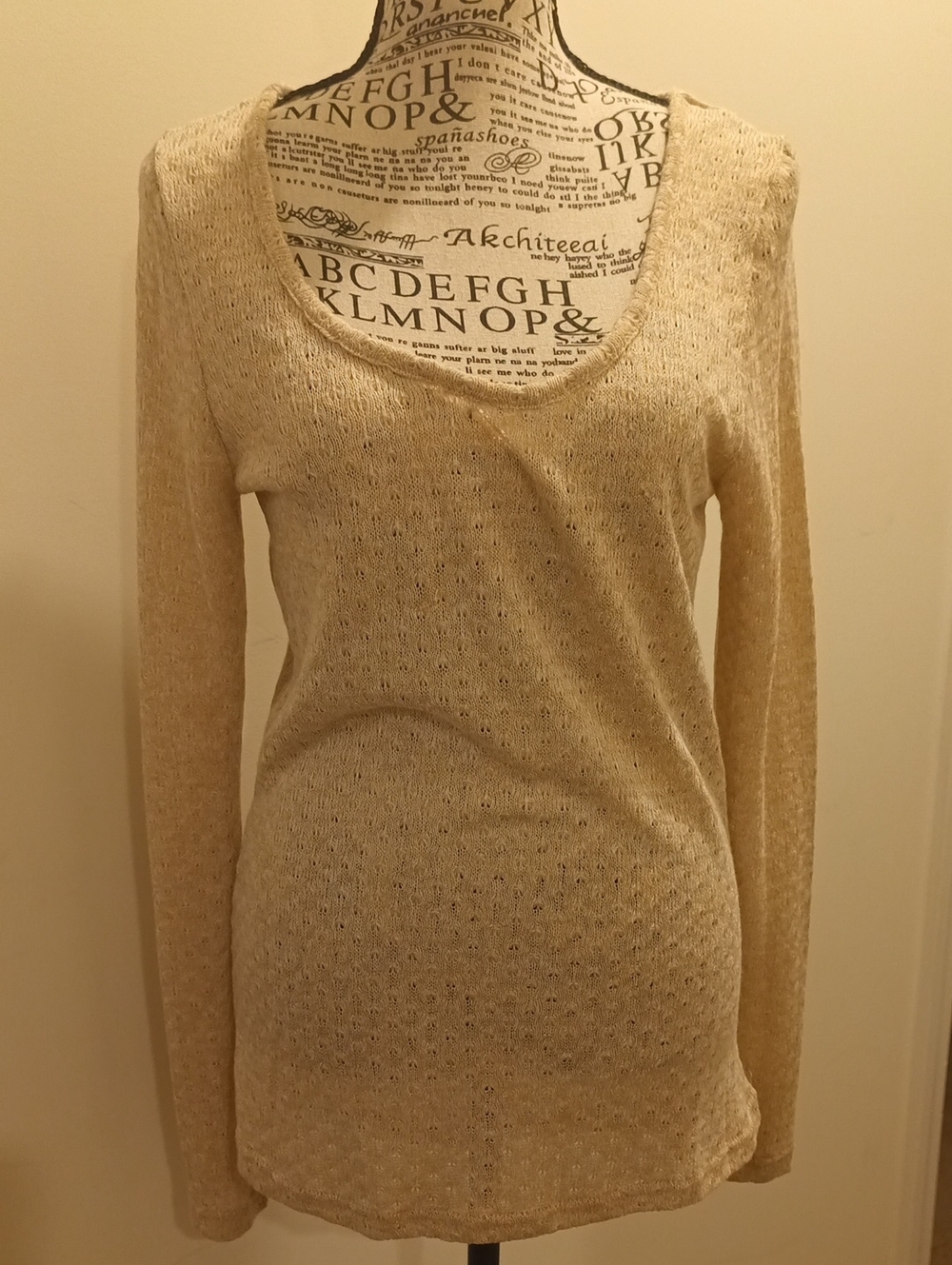 Bobbie Brooks Cream Scoop Neck Lightweight Knit Sweater